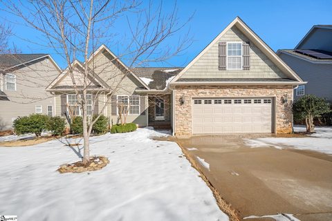 402 Summitbluff Drive