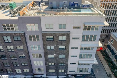 Previously sold for $285,000