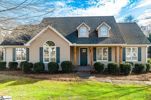 302 Huddersfield Drive sold home in The Summit, Piedmont, SC