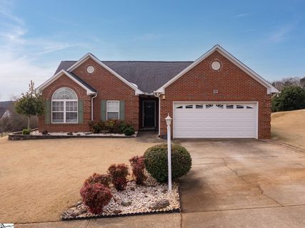 409 Glen Crest Drive