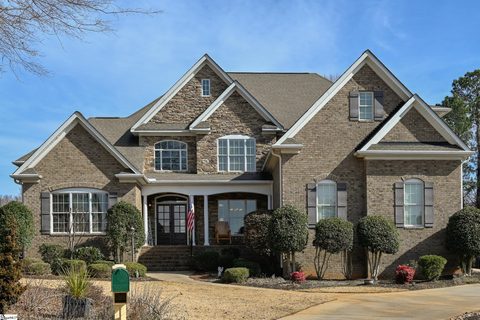 512 Meringer Place