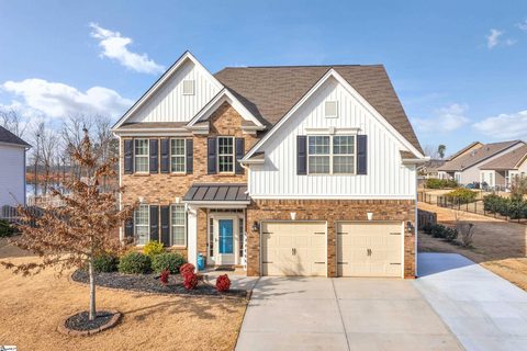 207 Willowbottom Drive