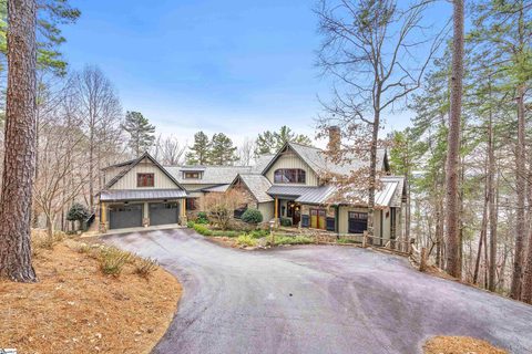 815 Top Ridge Drive