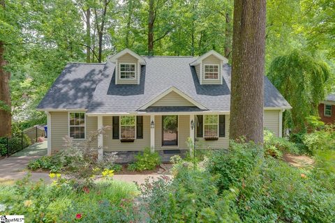 216 Dellwood Drive