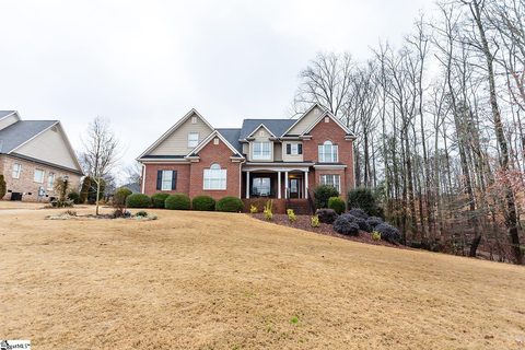 726 N Alamosa Drive sold home in Canyon Creek, Boiling Springs, SC