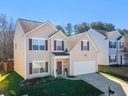 132 Portland Falls Drive sold home in Simpsonville, SC