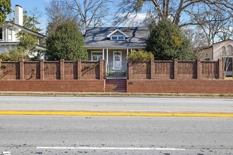 1305 Augusta Street