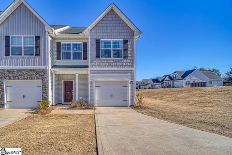104 Clingstone Trail