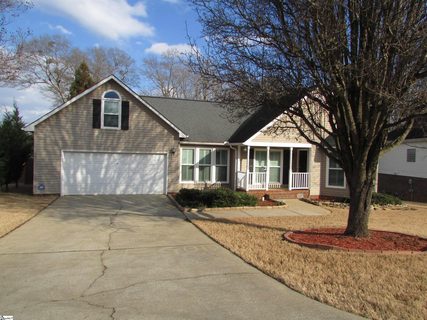 208 Northfield Lane sold home in Lennox Lake, Simpsonville, SC