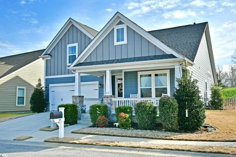 25 Cachet Court