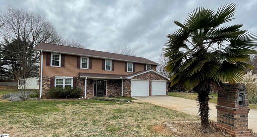 105 Hollibrook Court