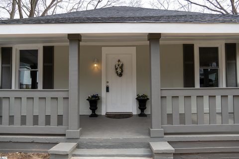 21 4Th Avenue