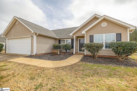 206 Shady Pines Court sold home in Tall Pines, Fountain Inn, SC