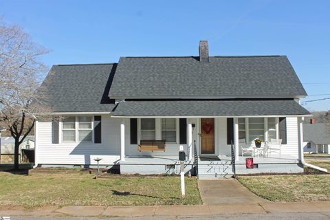 6 Fuller Street
