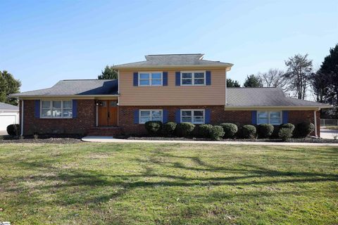 724 Hudson Road