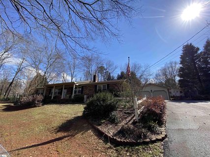133 Cherokee Road sold home in Cherokee Forest, Easley, SC