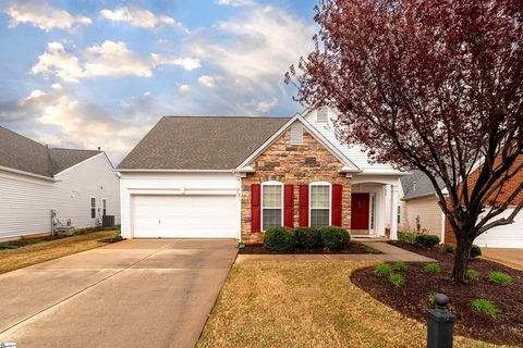 113 St James Place Drive