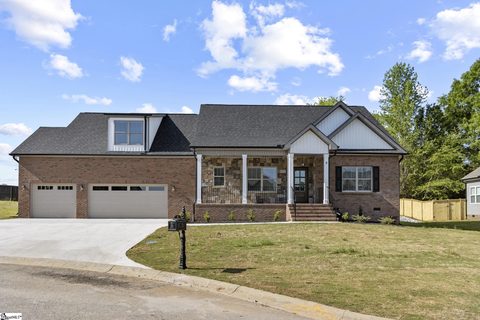 8 Peaceful Court sold home in Whisper Walk, Fountain Inn, SC