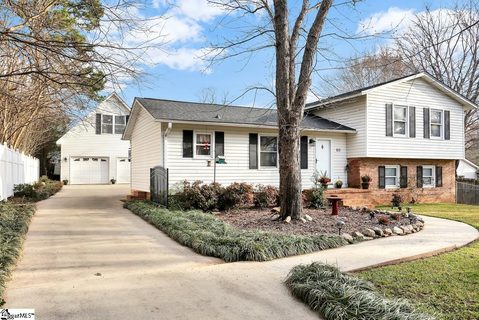 113 Aspenwood Drive