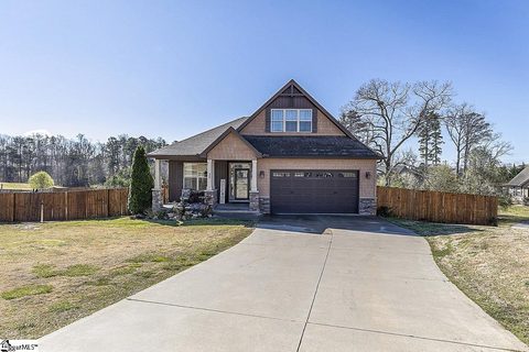 35 Arbolado Way sold home in Woodlands At Walnut Cove III, Greer, SC