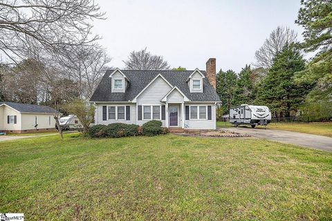 722 Pope Field Road sold home in Ballentine Estates, Easley, SC