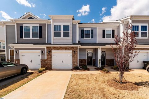 413 Yellow Fox Road