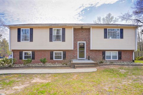 112 Redwood Drive sold home in Wildwood Acres, Easley, SC