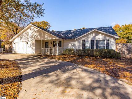100 Gregory Drive sold home in King Acres, Greer, SC