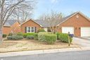 122 Fairoaks Drive sold home in Greenville, SC