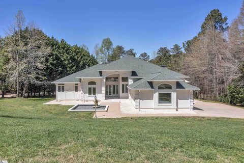 201 English Oak Court