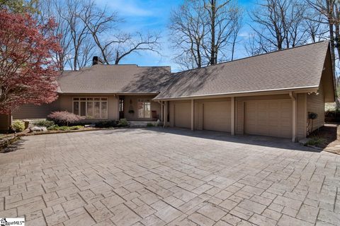 11 N Hyacinth Drive