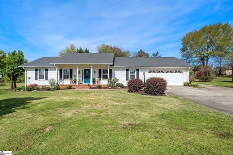 123 Amberwood Lane sold home in Adams Mill Estates, Mauldin, SC