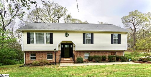 200 Holly Lane