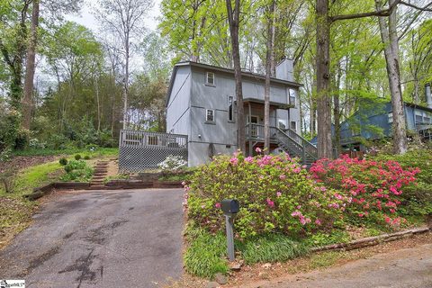76 Westview Avenue