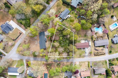 22 Woodberry Way sold lot in Hollyvale, Greenville, SC