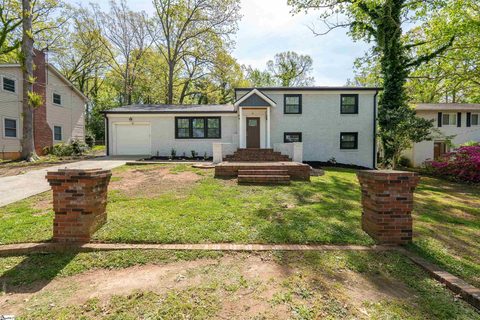 11 Pine Creek Court