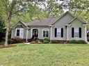 135 Carsons Pond Drive sold home in Simpsonville, SC