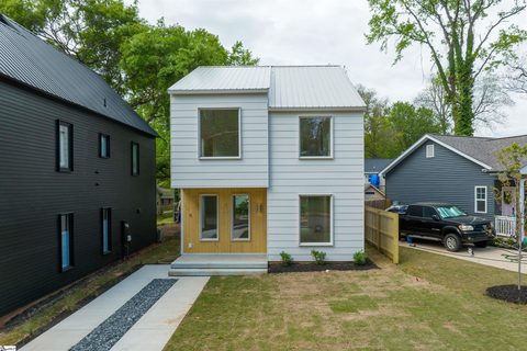 6 Hall Street