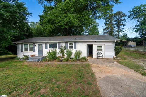 318 Skyline Road sold home in Serene Heights, Greer, SC