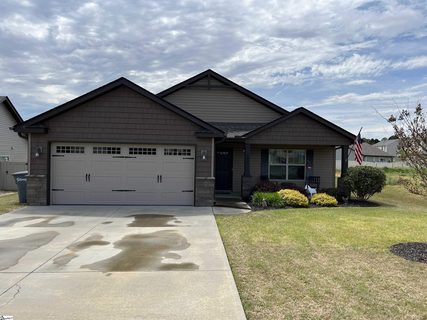 106 Pickerel Lane