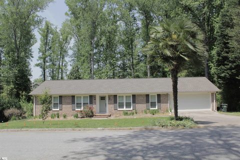 602 Gray Fox Square