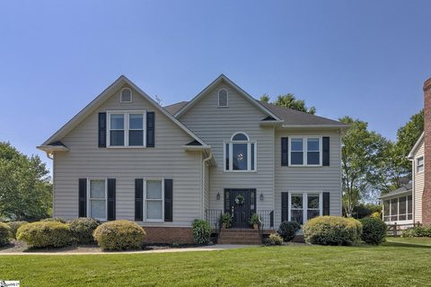 12 Misty Oaks Drive