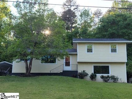 405 Fernleaf Drive