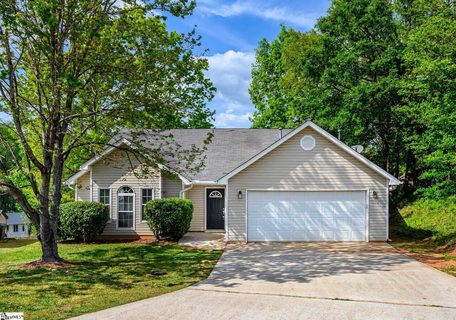 8 Stetson Court sold home in Hill Place, Mauldin, SC