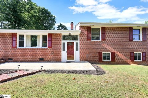 206 Fairfield Drive sold home in Glendale, Mauldin, SC