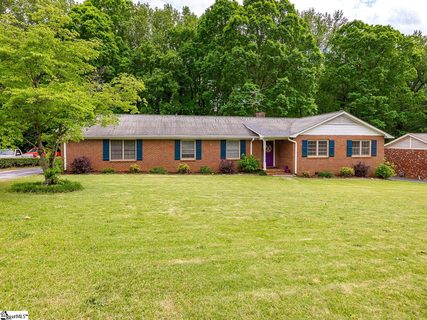 407 Springwood Drive