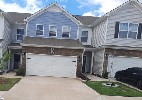 550 Yellow Fox Road