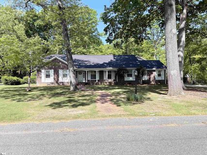 11 Kimberly Lane