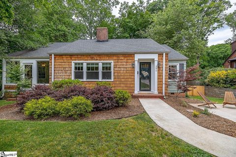 392 Forest Avenue