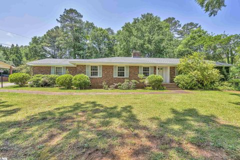 204 Hillbrook Drive
